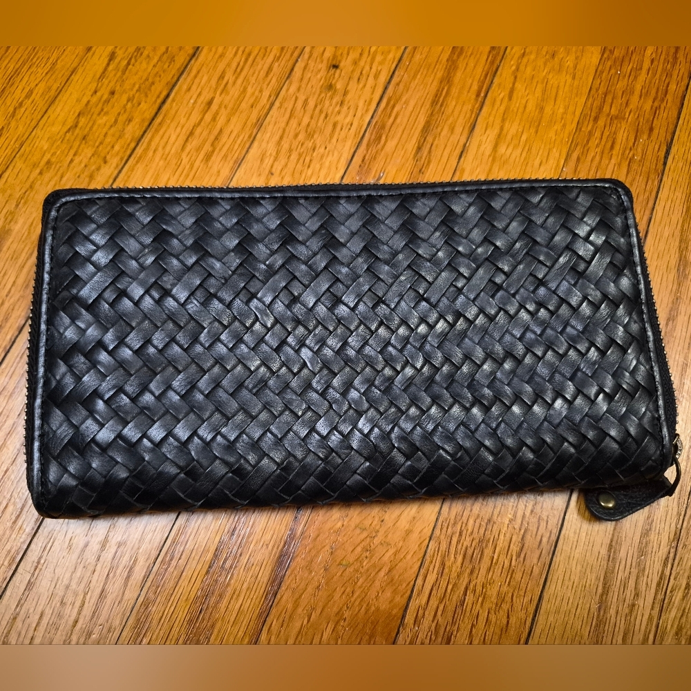 Vhh Vintage Woven Leather Full Zip Wallet